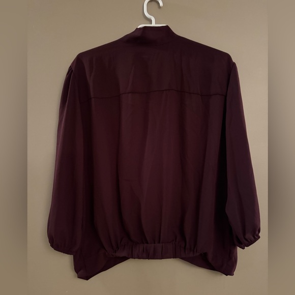 NEW NWT - NYC New York & Compagny - Red Burgundy Wine Blouse Kissing Bow - XL - Picture 3 of 5